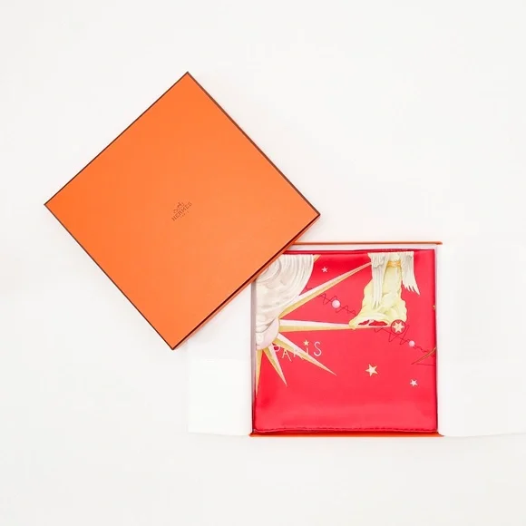 NWT Hermes Scarf "Quintessence" in Coral - Picture 2 of 9